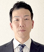 眞渡寛